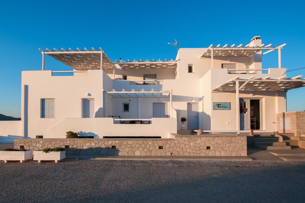 Tania Milos Pollonia Exterior photo